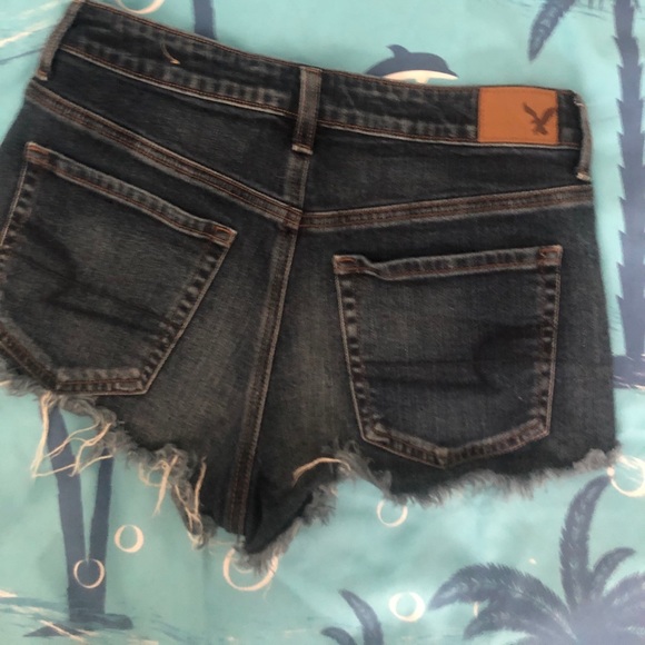 AEO vintage high rise festival stretch cut offs - Picture 3 of 3